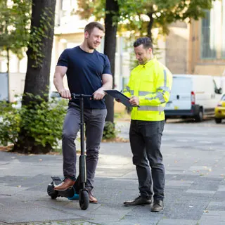 Rouler-en-trottinette-electrique